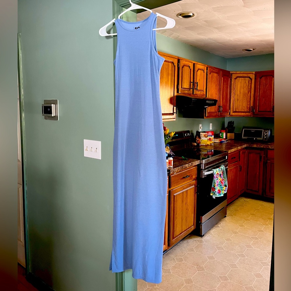 Blue maxi sleeveless ribbed dress with side slits